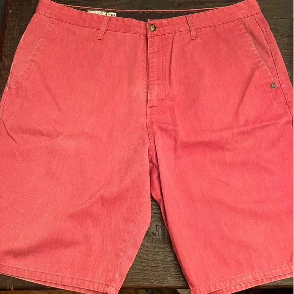 Volcom men’s shorts red size 38 - Picture 1 of 8